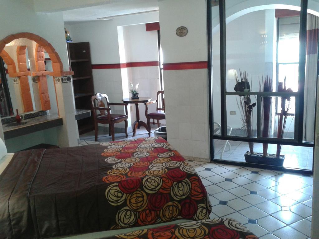 Hotel Terranova Tampico Quarto foto